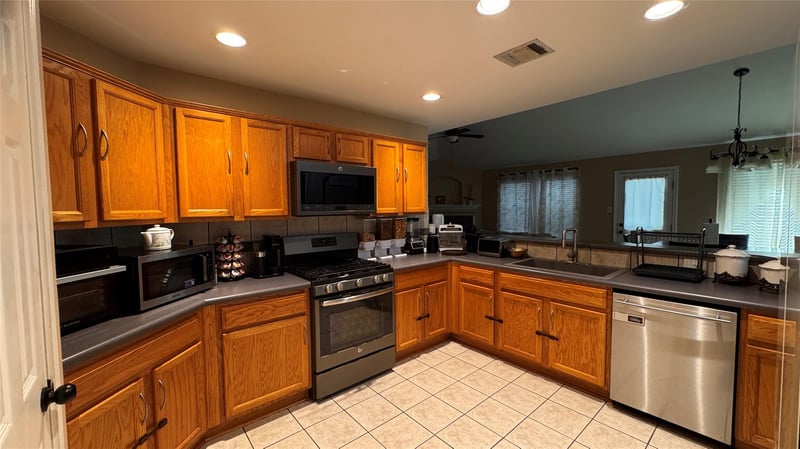 1536 Lorson Loop, Round Rock, TX 78665