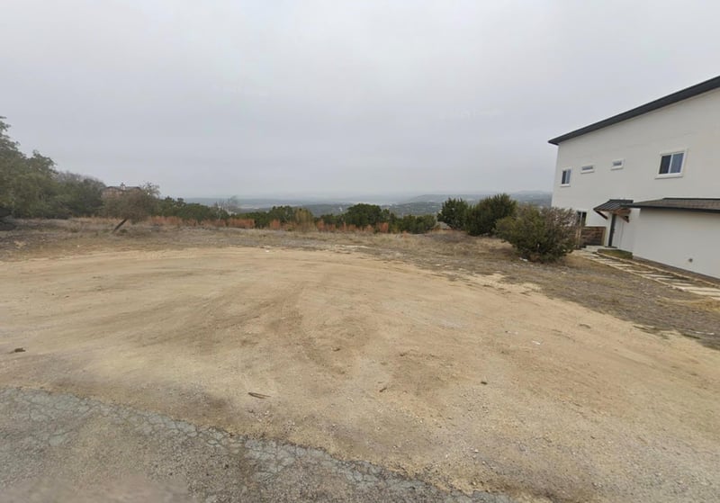000 Portsmouth CV, Lago Vista, TX 78645