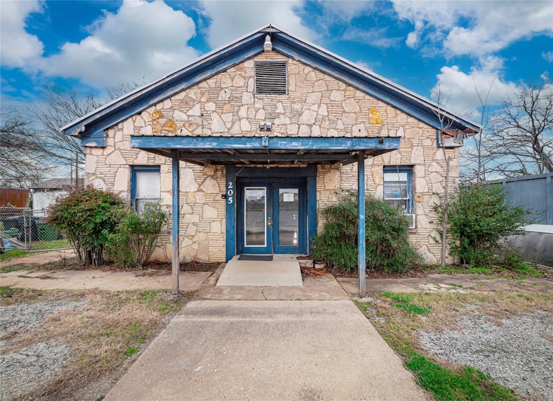201-205 S Highway 183, Leander, TX 78641