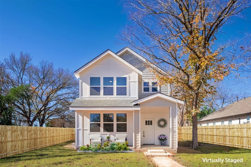 107 Wilkes ST, Smithville, TX 78957