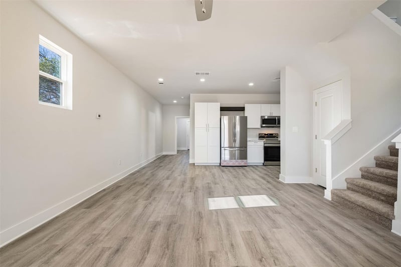 107 Wilkes ST, Smithville, TX 78957