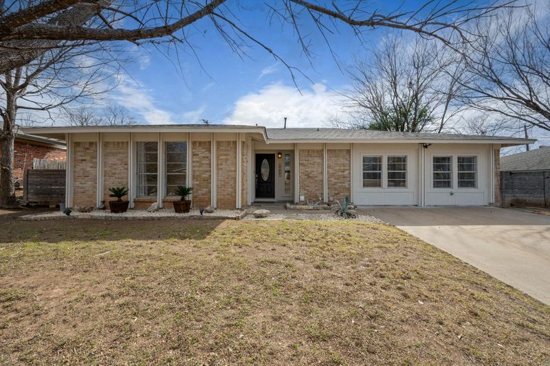 4709 York Hill DR, Austin, TX 78723
