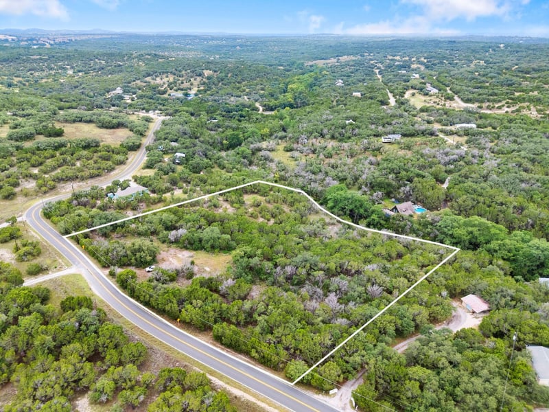 23070 Pedernales Canyon TRL, Spicewood, TX 78669