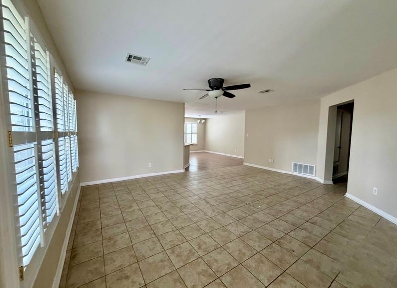 1148 Amberwood Loop, Kyle, TX 78640