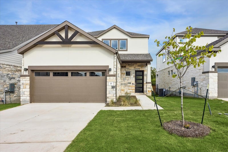 1531 N Red Bud LN #27, Round Rock, TX 78665
