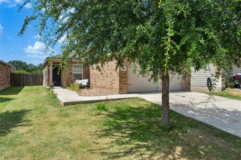 124 Continental Ave, Liberty Hill, TX 78642