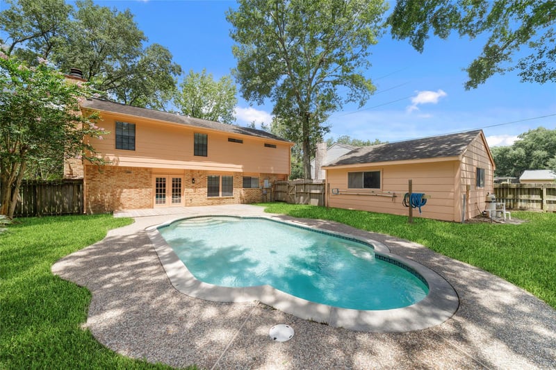8406 Pine Falls DR, Houston, TX 77095
