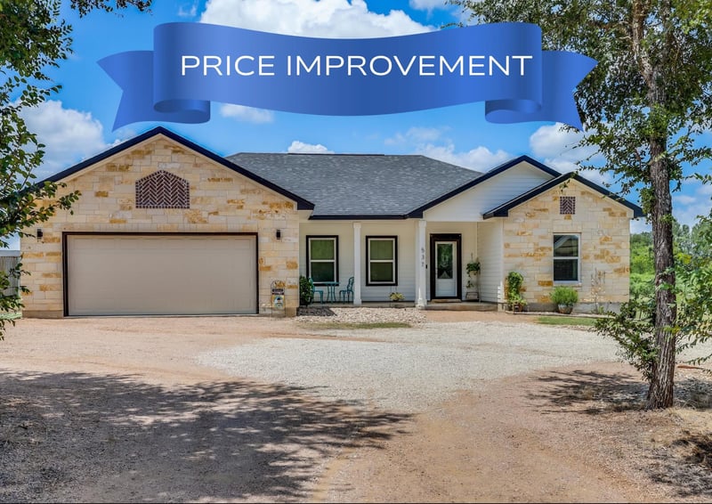537 Lower Elgin RD, Elgin, TX 78621