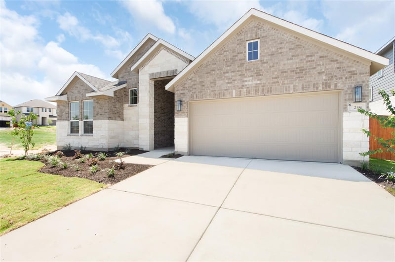 132 Sandrock TRL, Georgetown, TX 78633