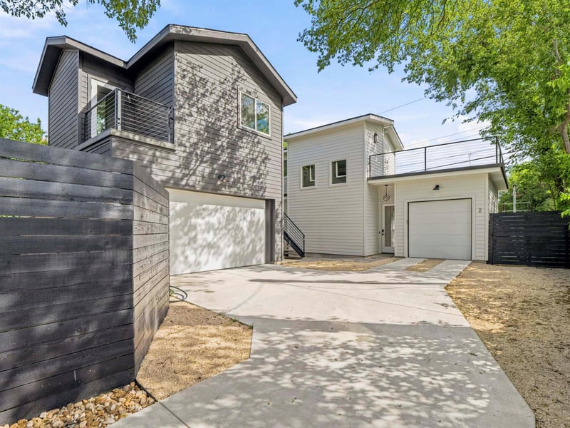 1106 S Meadows DR SW #2, Austin, TX 78758