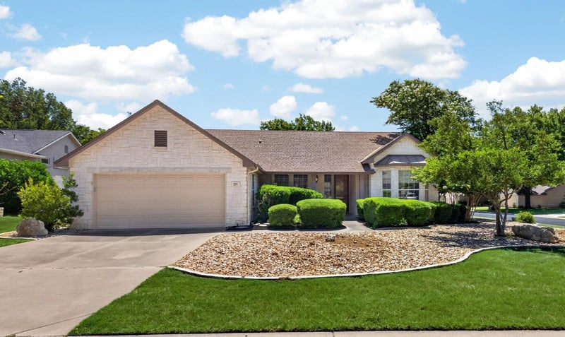 201 Whispering Wind DR, Georgetown, TX 78633