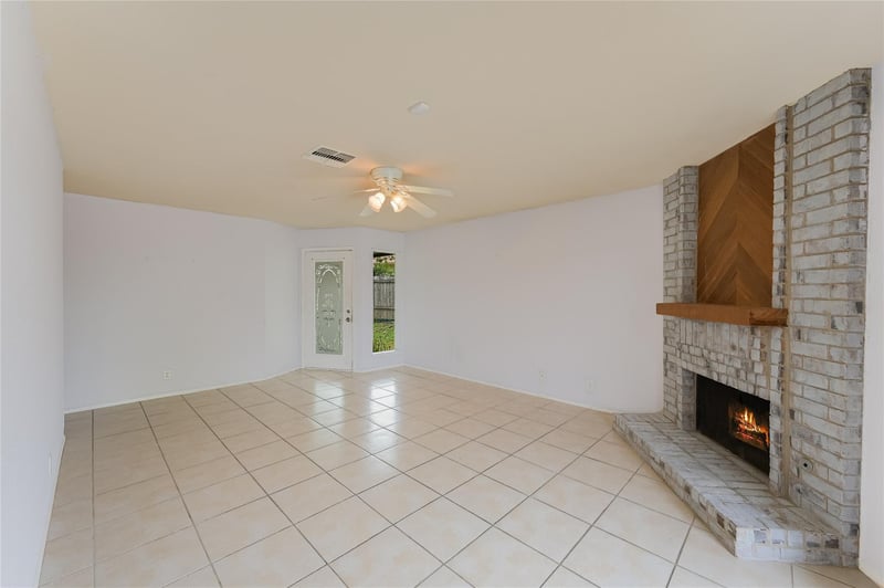 2605 W Stassney LN #B, Austin, TX 78745