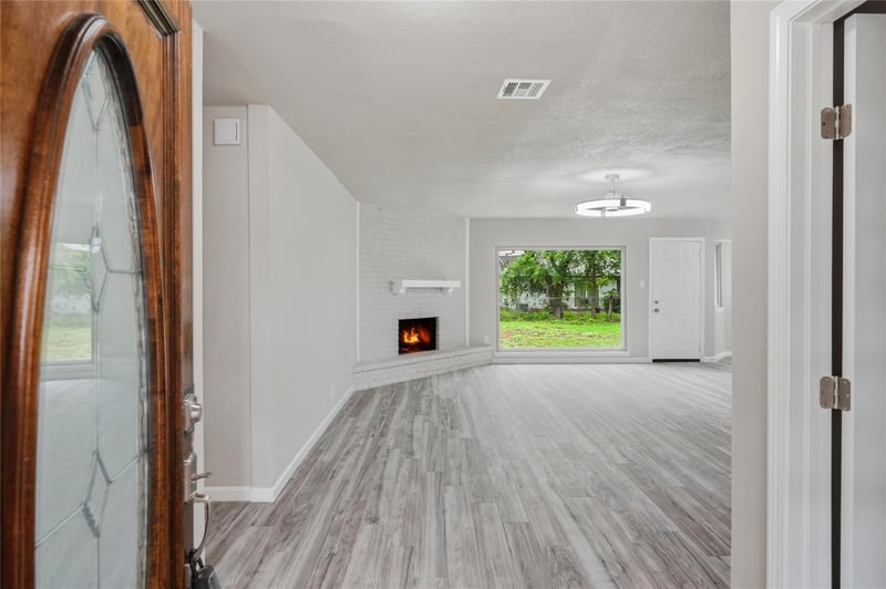 5342 Binz Engleman RD, San Antonio, TX 78219