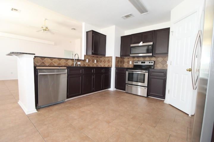 2607 Curtis DR, Copperas Cove, TX 76522