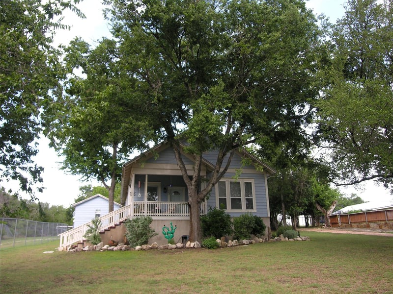 13 Cockrell CIR, Lampasas, TX 76550