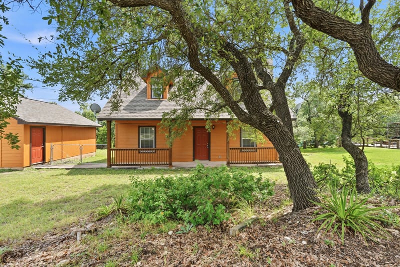 17509 Village DR, Dripping Springs, TX 78620