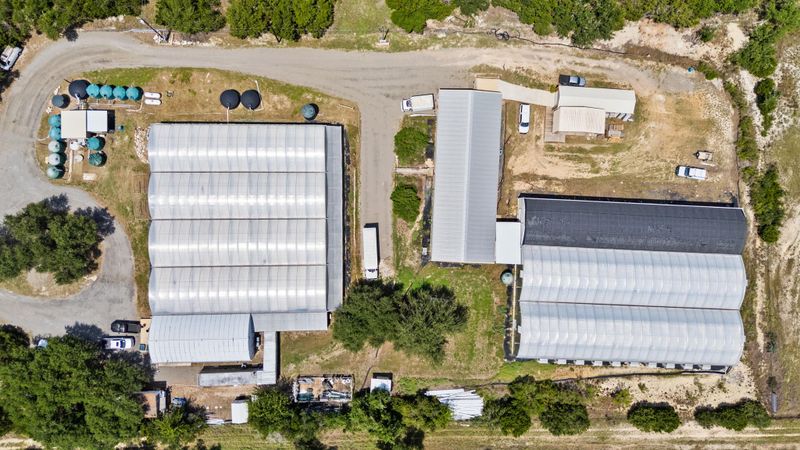 5820 W Us Hwy 290 Hw W, Dripping Springs, TX 78620