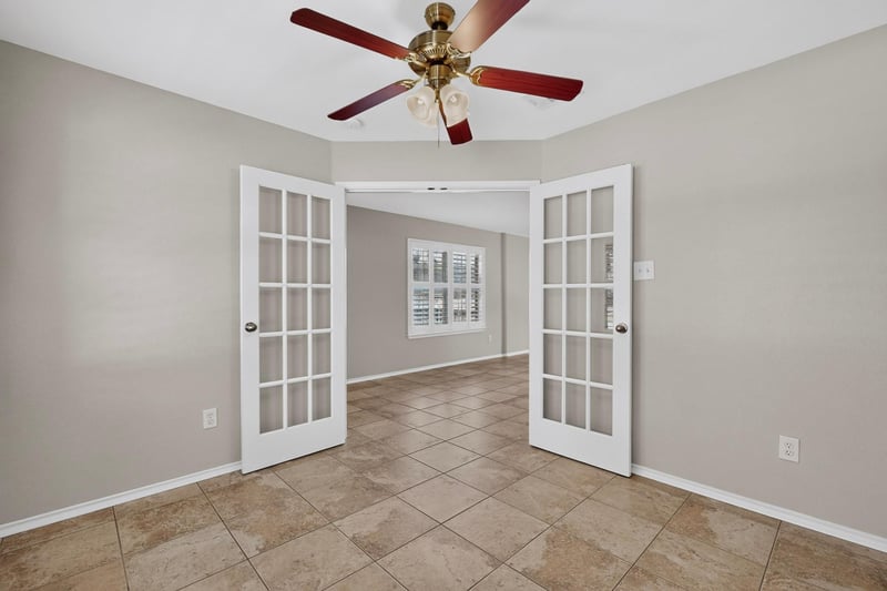 2014 Woodway DR, Leander, TX 78641