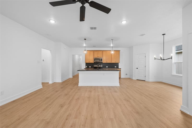 584 Gus Loop, Georgetown, TX 78626