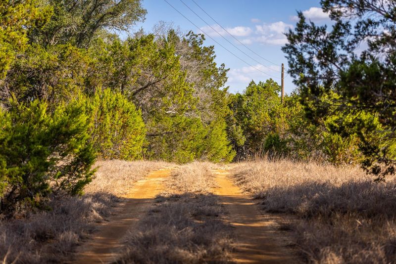 220 Estates RD, Wimberley, TX 78676