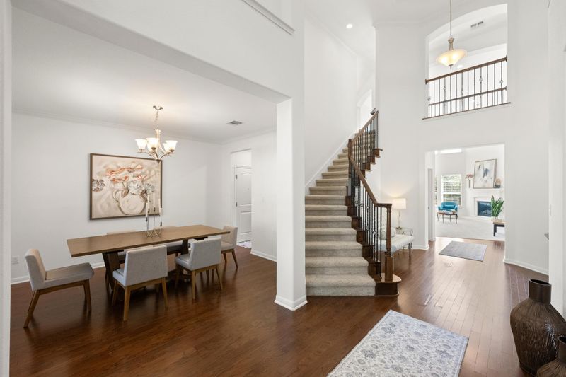 5705 Lipan Apache BND, Austin, TX 78738