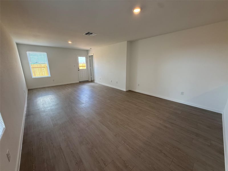 252 Mets Way, Hutto, TX 78634