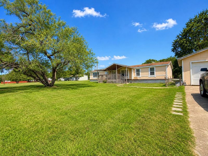 235 Cedar Creek CIR, Cedar Creek, TX 78612