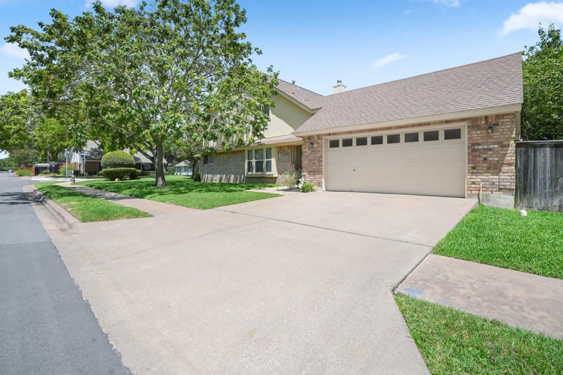 601 Maplewood CIR, Pflugerville, TX 78660