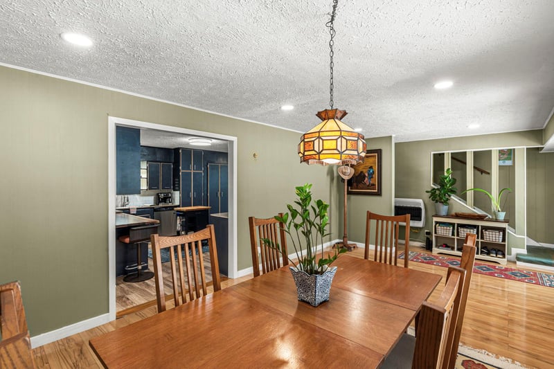 133 Sherwood ST, San Marcos, TX 78666