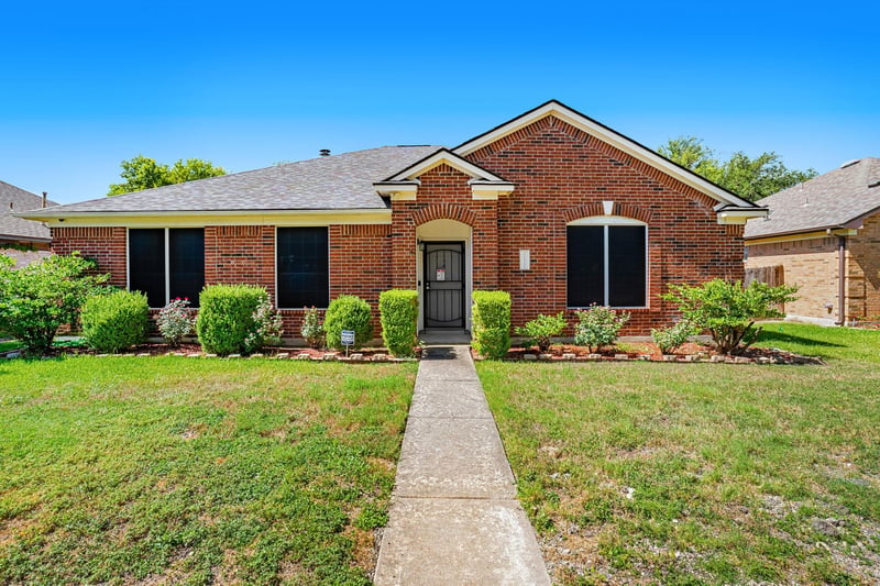 1121 Black Locust DR, Pflugerville, TX 78660