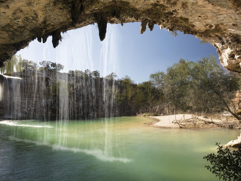 228 Sue Peaks Loop, Dripping Springs, TX 78620