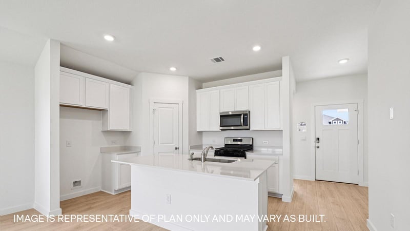 7004 Frog Pond BND, Del Valle, TX 78617