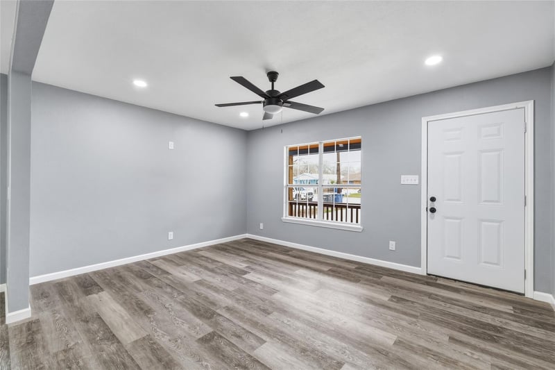 2258 W Mill ST, New Braunfels, TX 78130