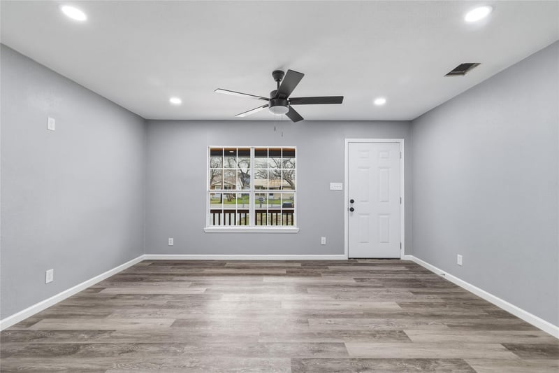 2258 W Mill ST, New Braunfels, TX 78130