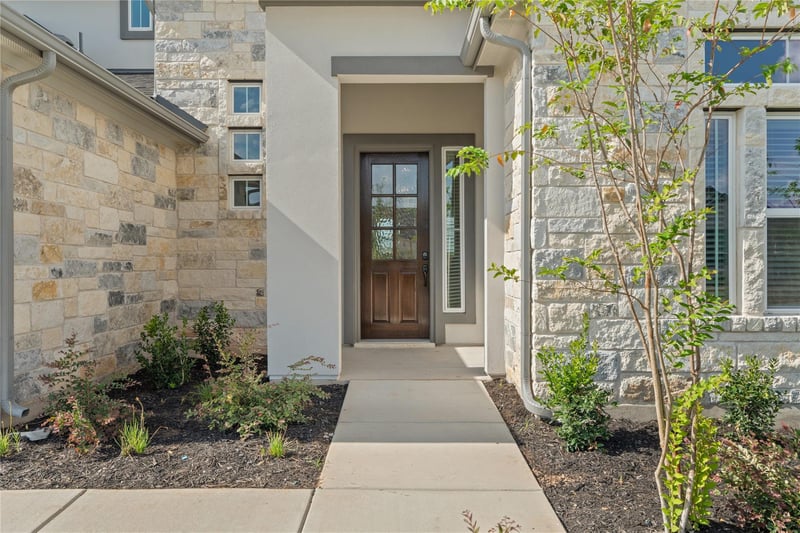 2116 Tobiano TRCE, Georgetown, TX 78633
