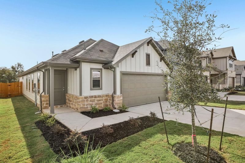 191 Hornet ST, Elgin, TX 78621