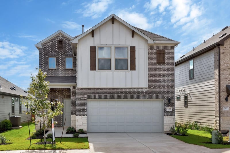 205 Hornet ST, Elgin, TX 78621