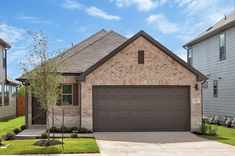 211 Hornet ST, Elgin, TX 78621