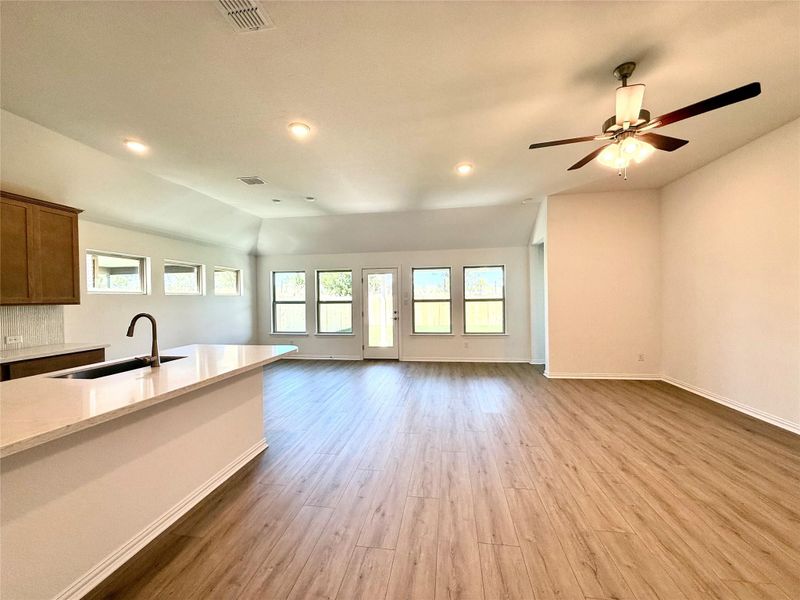 14204 Grassley TRL, Manor, TX 78653