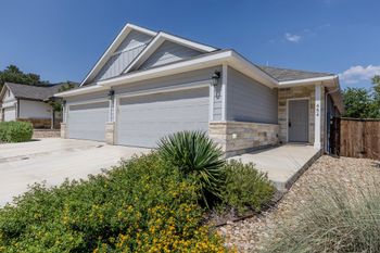 454 Parkline DR #33B, Georgetown, TX 78626