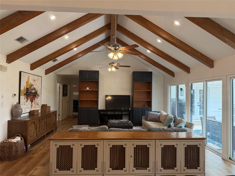 2804 Live Oak ST, Round Rock, TX 78681