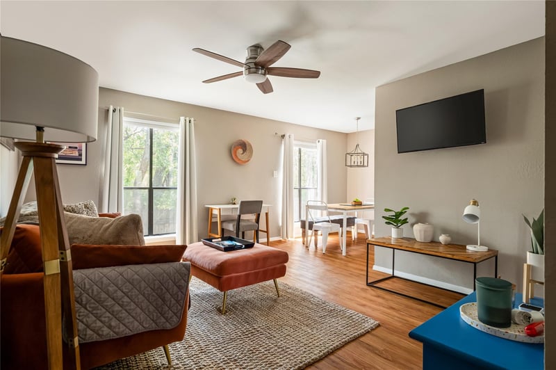 5215 Saint Georges GRN #B, Austin, TX 78745