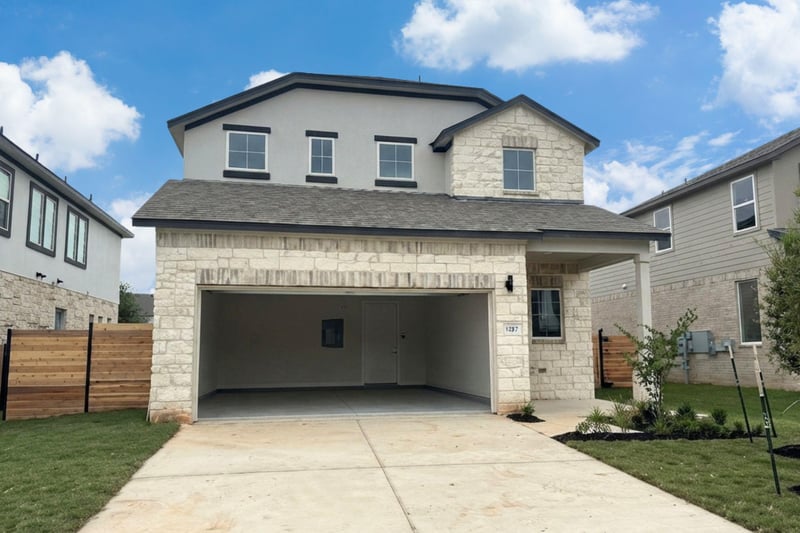 1105 Stonehill DR, Georgetown, TX 78633