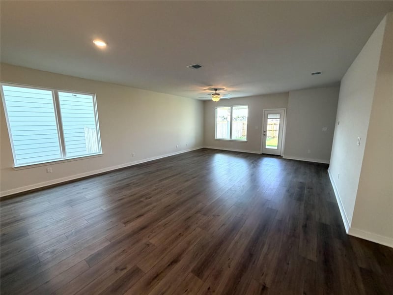 254 Gus Loop, Jarrell, TX 78626