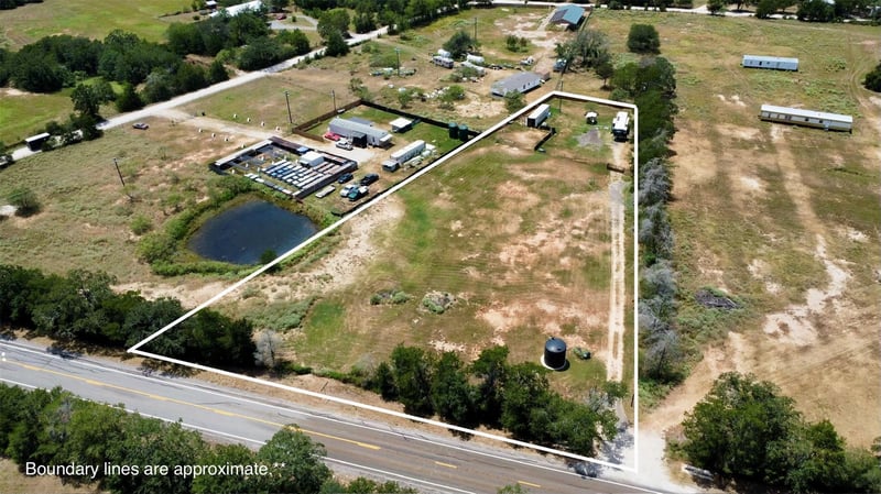 1856 Fm 2104 Hw, Paige, TX 78659