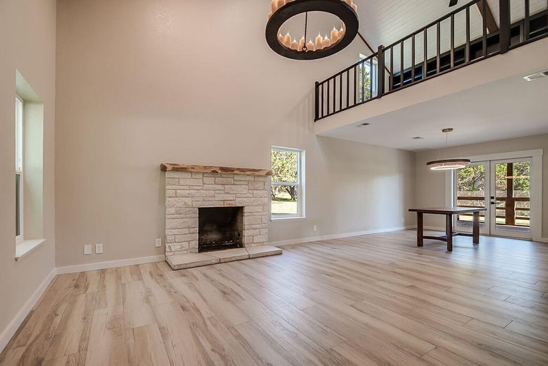 146 Hillside DR, Fredericksburg, TX 78624