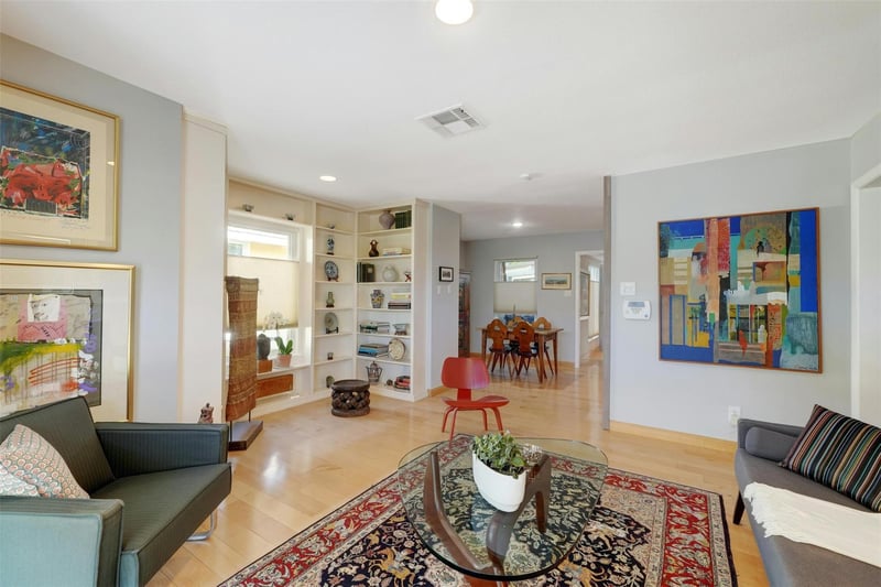 1302 Berkshire DR, Austin, TX 78723