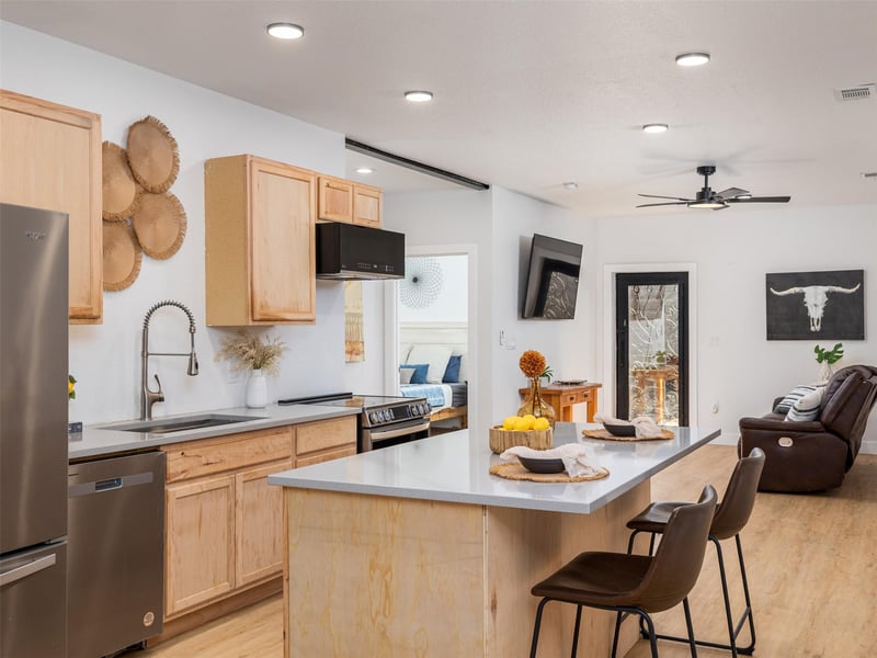17412 W 1st ST, Leander, TX 78641