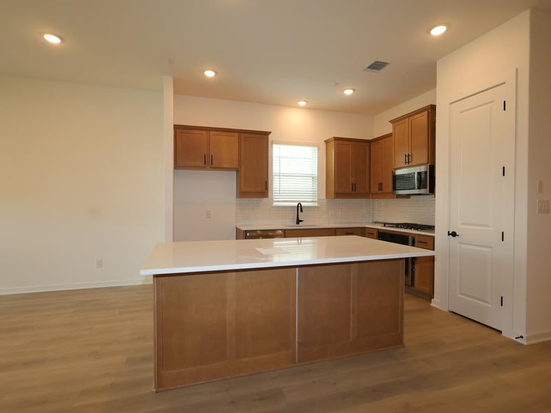 466 Bishop Wood RD, Dripping Springs, TX 78620