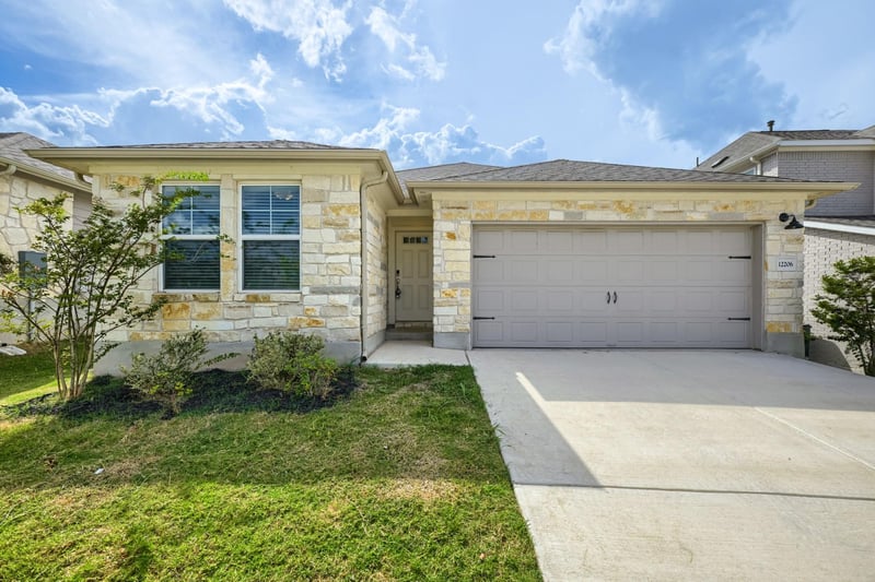 12206 Purple Prairie LN, Buda, TX 78610